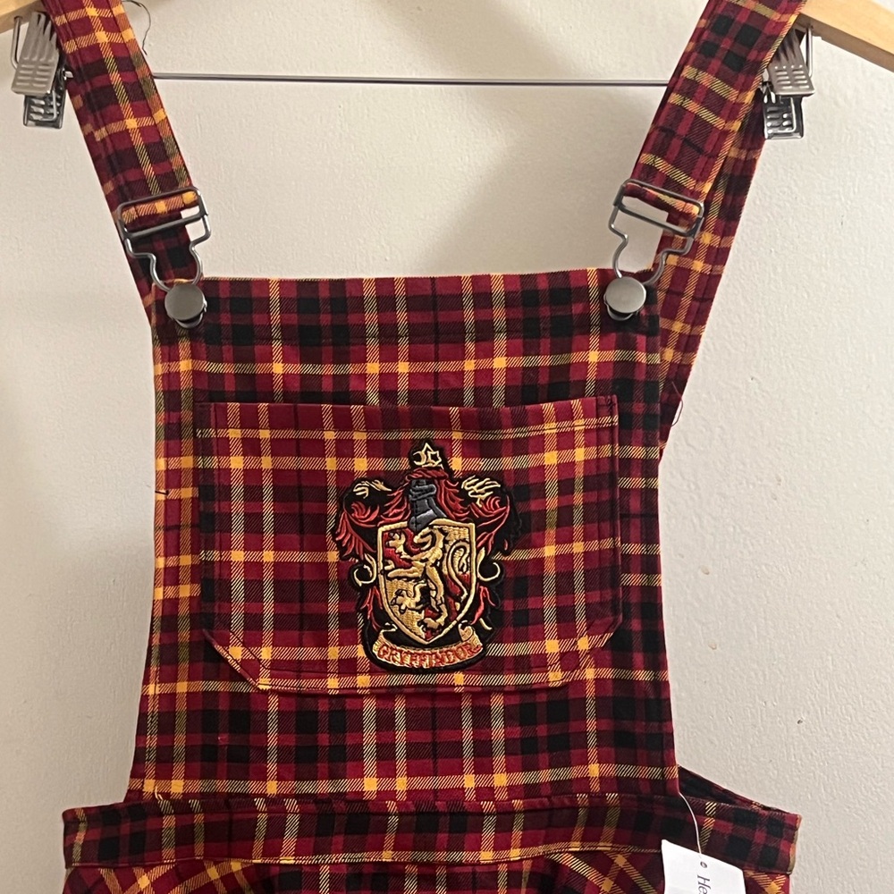 Harry Potter Very Rare Hot Topic Dress never worn has matching shirt